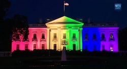 White House w/ gay colors 6-26-2015